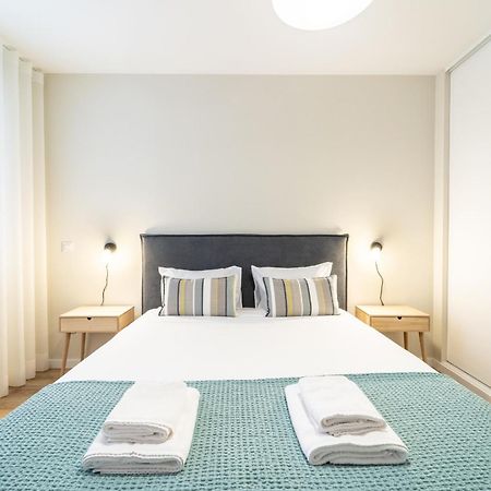 On The Square Studio - City Center By House And People Braga Exterior photo