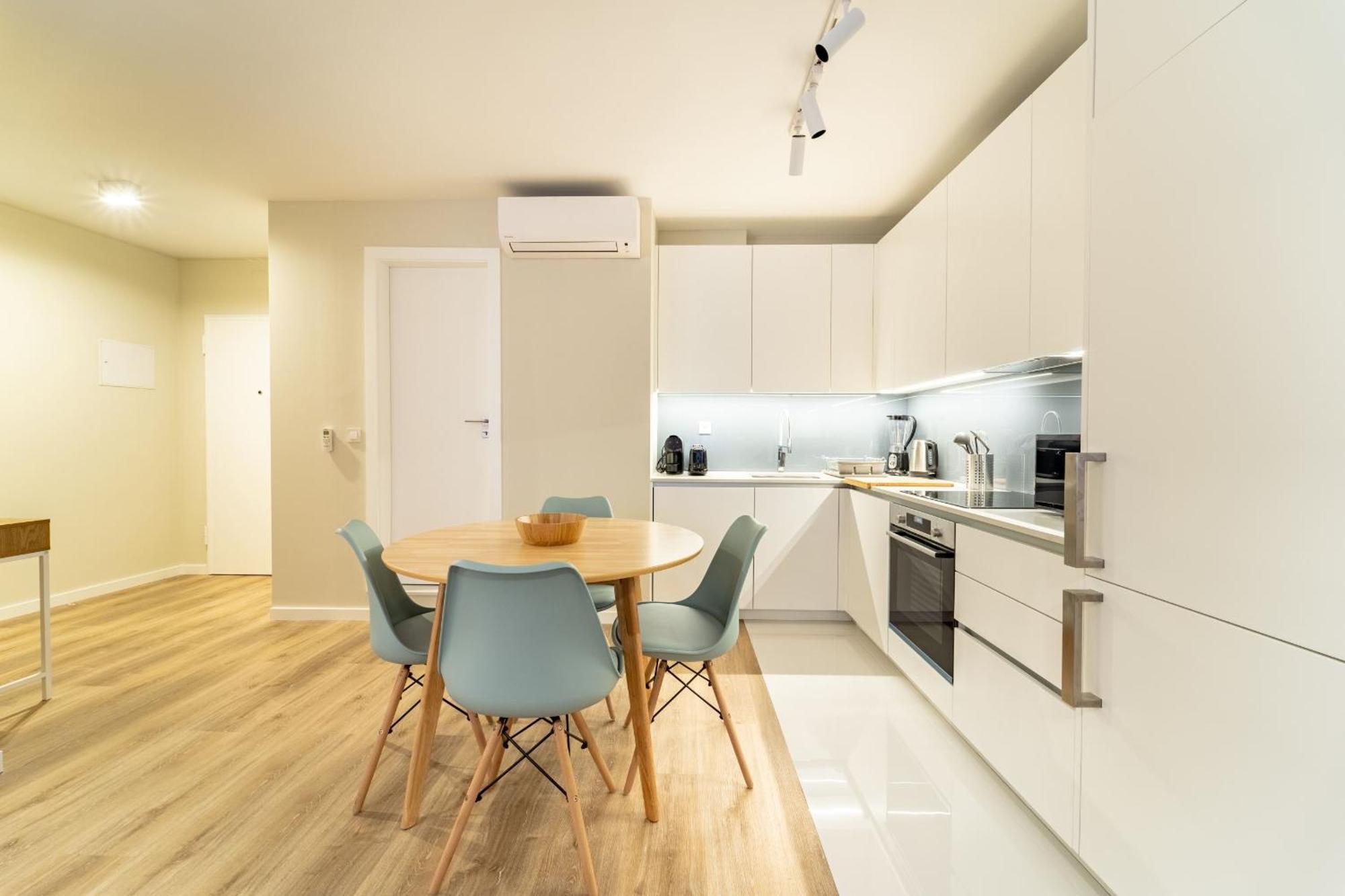 On The Square Studio - City Center By House And People Braga Exterior photo